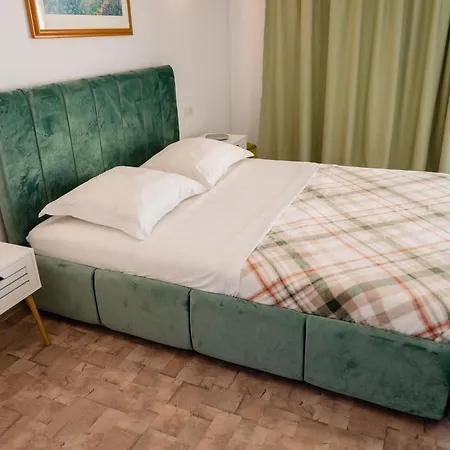 Wait'n Sea House Pensiune Tuzla